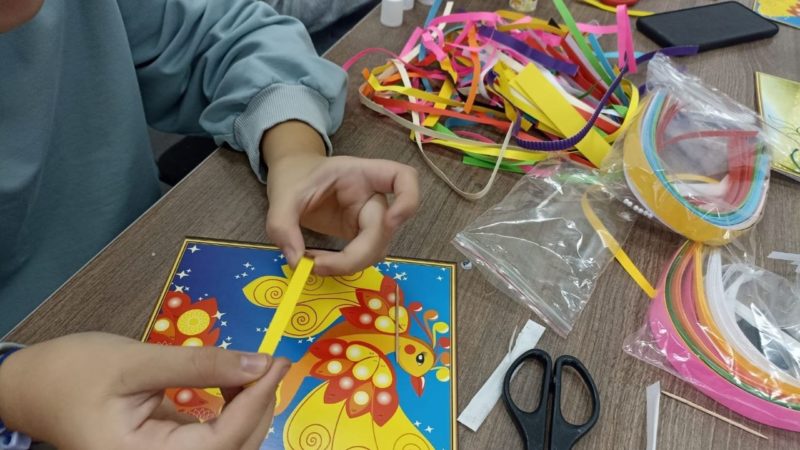 Лидинцы мастерили поделки из бумаги