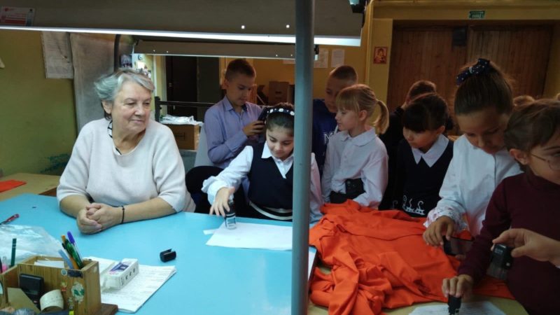 Гимназисты узнали о швейном производстве