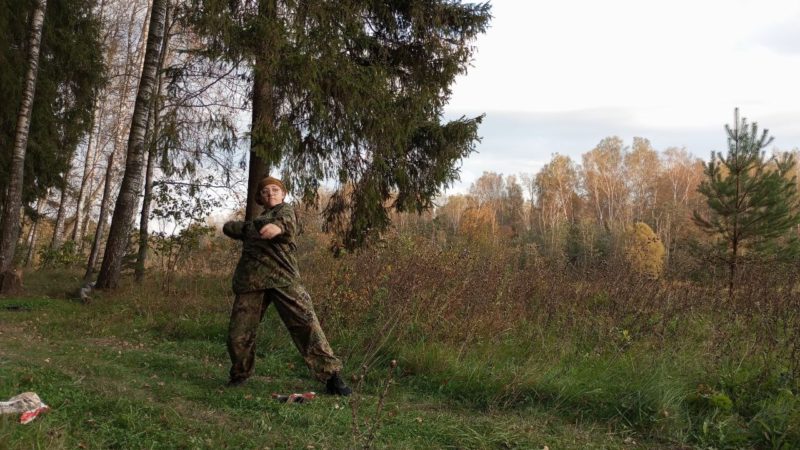 Юнармейцы учились метать гранату