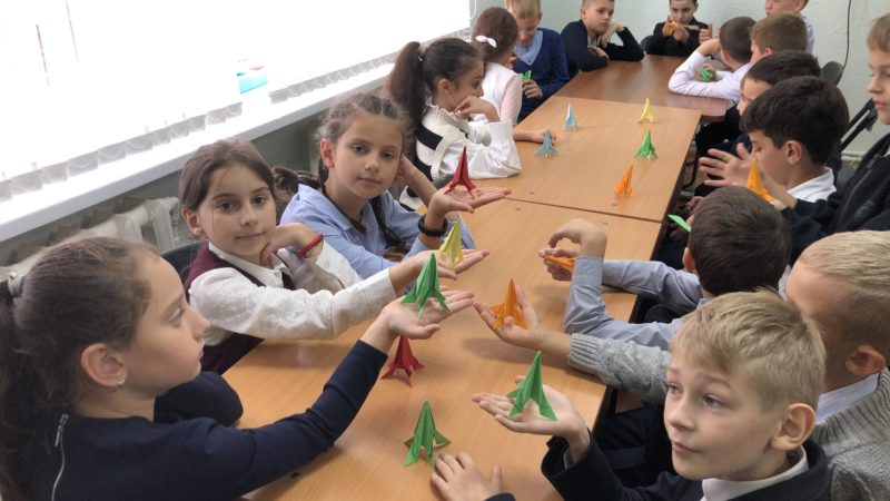 Юные тучковцы узнали о Валентине Терешковой и сделали ракеты