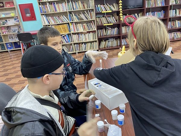 В Лидинской библиотеке рассуждали о важности научных открытий