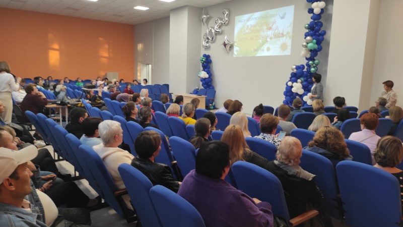 Родителям дороховских школьников рассказали об учебе и летнем отдыхе детей, школьном питании и кружках