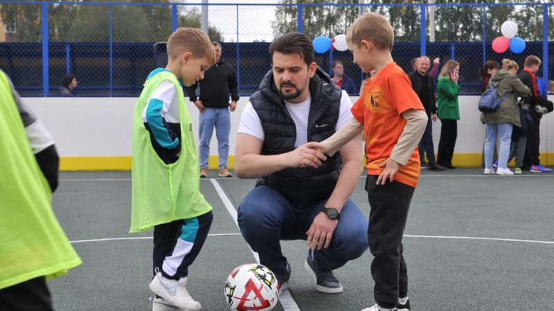 В Тучково — новая хоккейная коробка