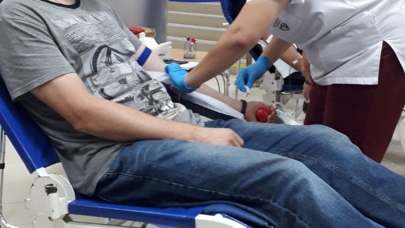 Доноров приглашают сдать кровь