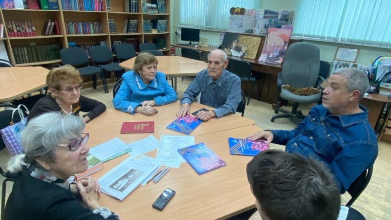 В Тучковской библиотеке обсуждали создание сборника произведений местных авторов