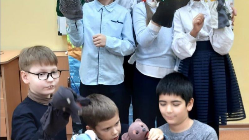 Юные дороховчане занимаются в  кукольном кружке