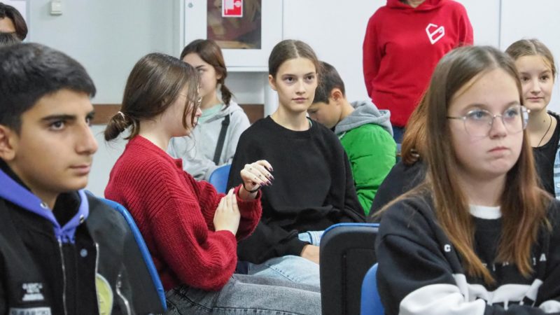 В Молодежке состоялся интеллектуальный квиз для волонтеров