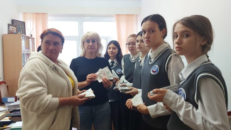 Лицеисты участвуют в акции «Письмо солдату»