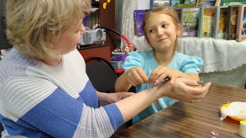 В Краснооктябрьскую библиотеку – читать и рукодельничать