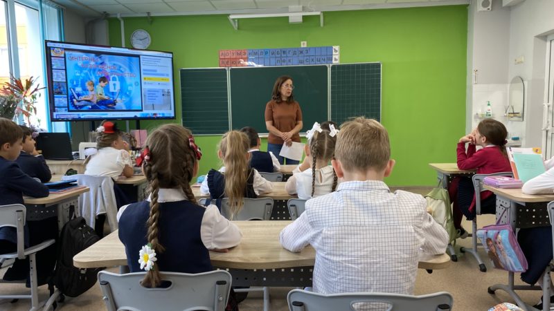 Тучковские школьники усвоили правила интернета