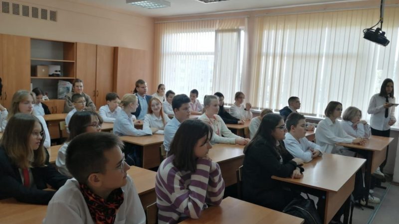 Гимназисты поговорили об ответственности людей за бездомных животных