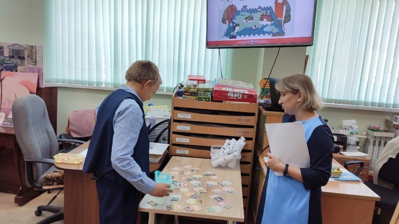 В Тучковской библиотеке соревновались юные туристы