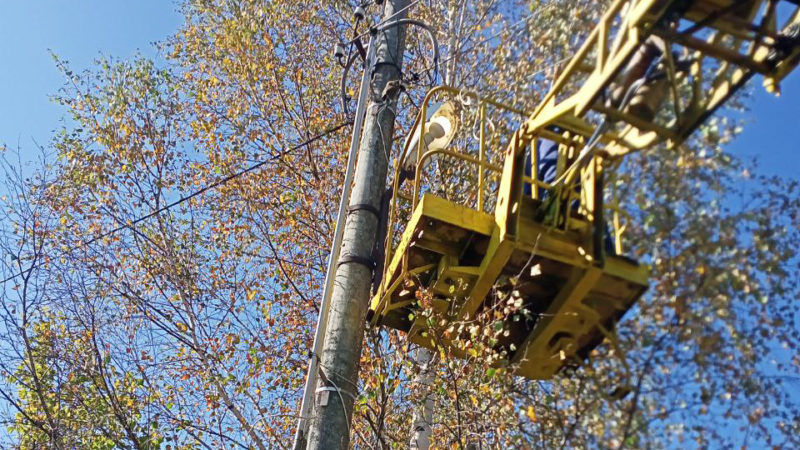 В Рузском округе ремонтируют уличные светильники