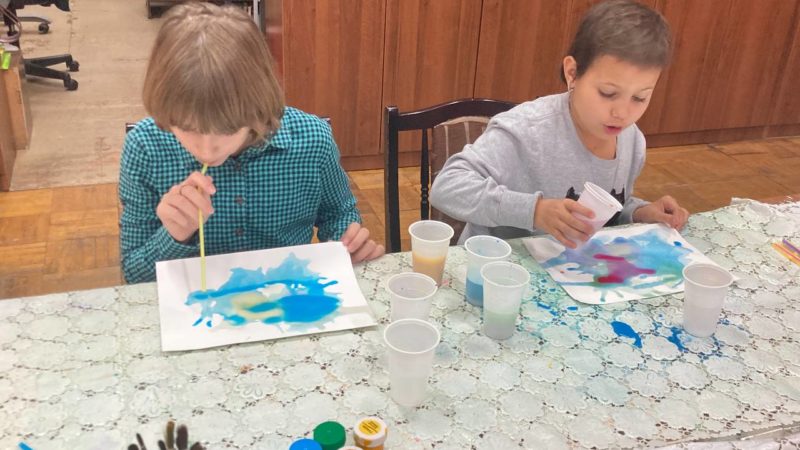 В Рузской библиотеке осваивали кляксографию