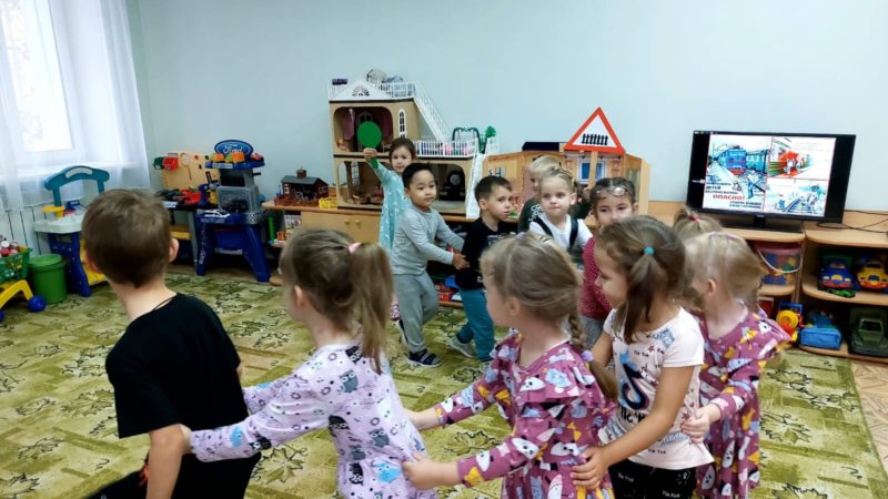 Рузские дошкольники играли в «Начальник поезда»
