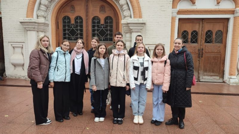 Юные дороховчане посетили  Третьяковскую галерею