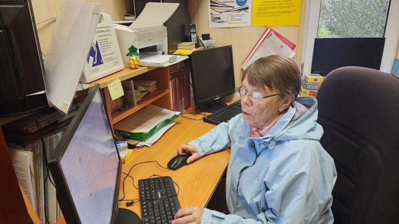 В Дороховской библиотеке учились сканировать и отправлять документы