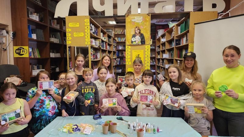 В подарок дороховским учителям – мыло, сделанное своими руками