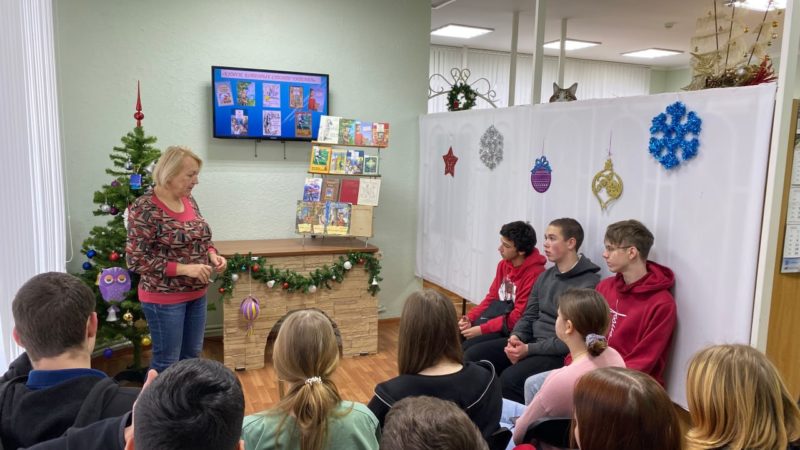 Тучковская библиотека порекомендовала студентам книги для чтения