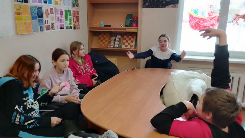 Предновогодняя встреча в Орешковской библиотеке посвящалась безопасности