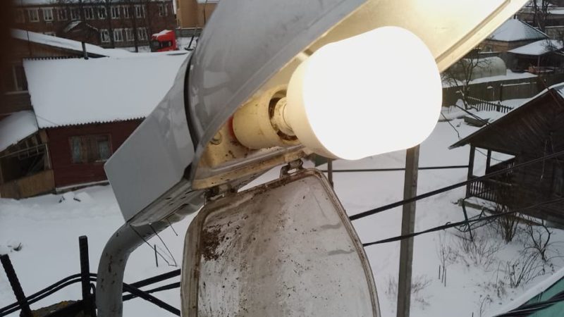 В Рузском округе приводят в порядок фонари