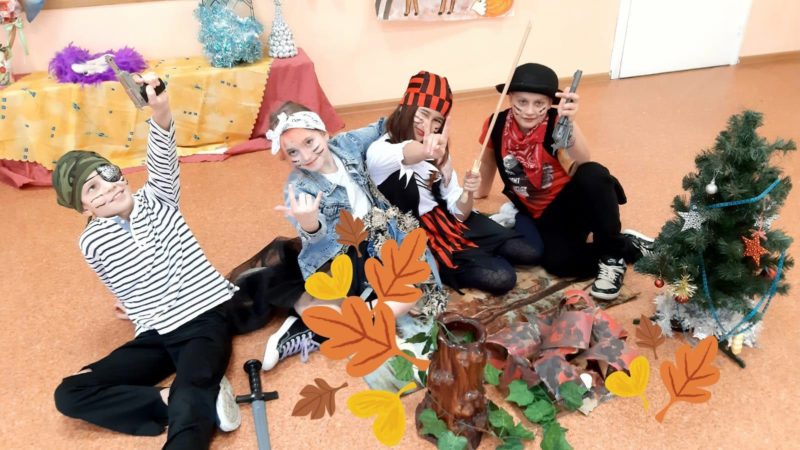 Дороховские школьники инсценировали сказку «Снежная Королева»