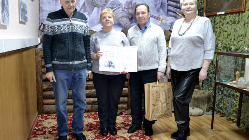 Полицейские поздравили с юбилеем Валентину Николаевну Коваленко