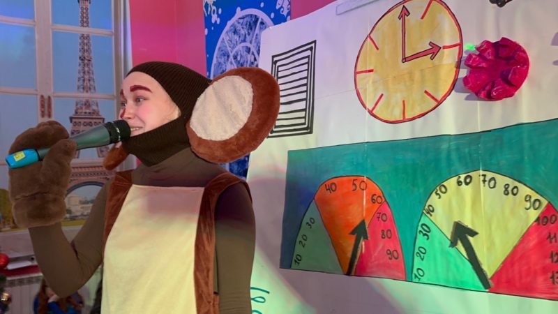 Юные тучковцы вместе с Чебурашкой приближали Новый год