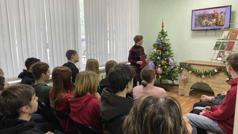 Тучковские студенты совершили путешествие по книге «Москва и москвичи»