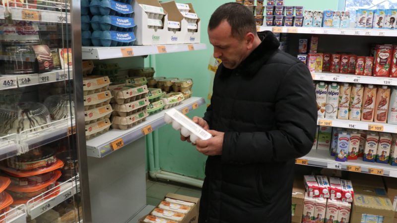 Виталий Пархоменко проверил стоимость куриных яиц