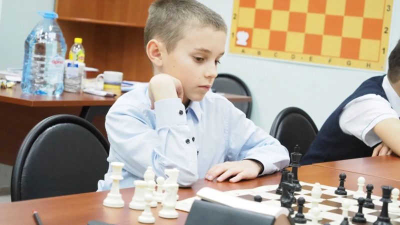 Участники клуба «Гамбит» сражались в шахматном турнире