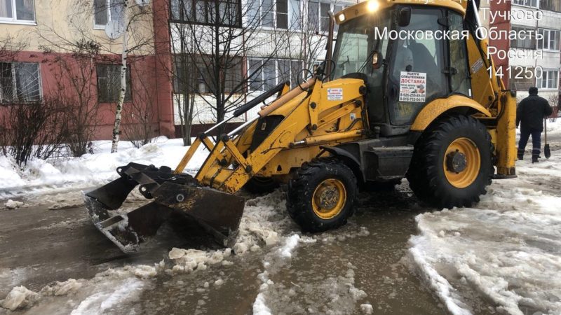 В Рузском округе продолжается уборка снега