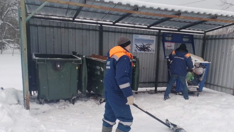 В Рузском округе убирают снег в местах складирования ТКО