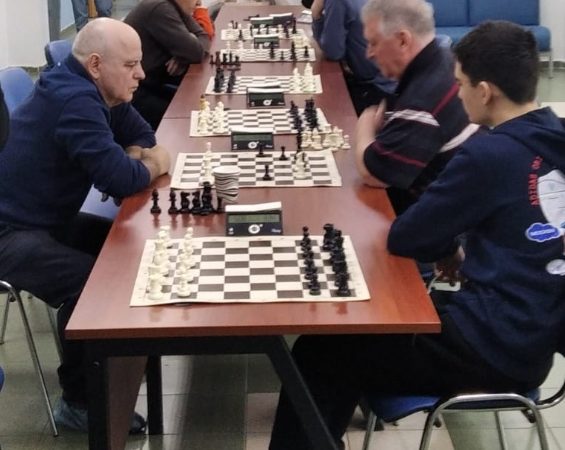 В Молодежном центре сражались шахматисты