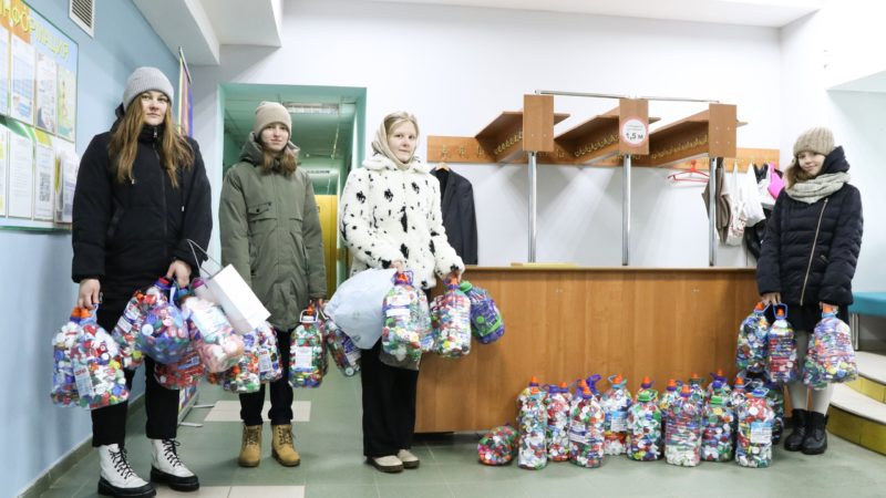 Тучковские школьники собирают «Добрые крышечки»