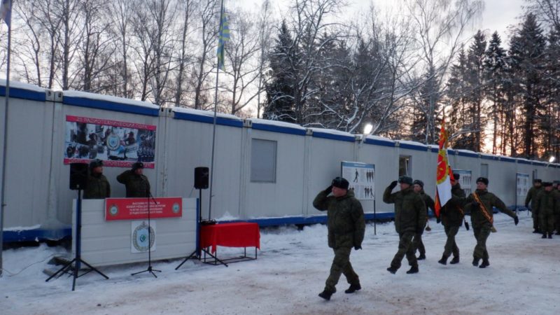 Военнослужащие сплачивают ряды