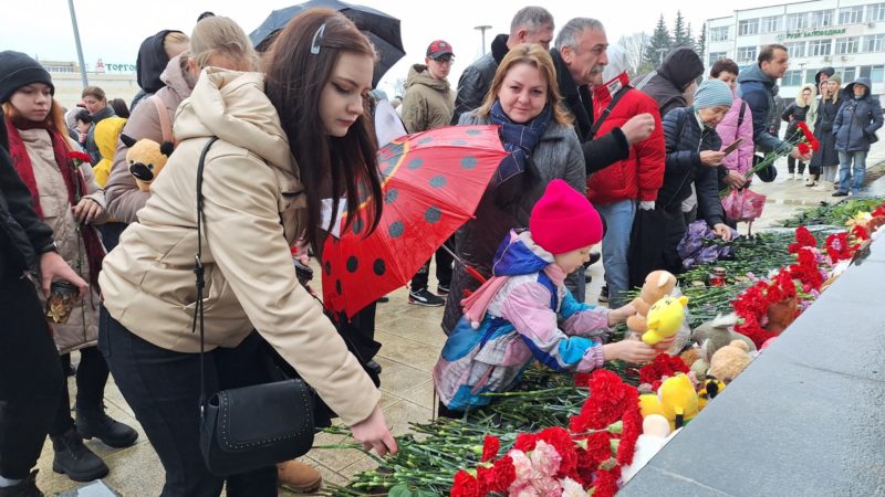 В Рузе почтили память погибших в теракте