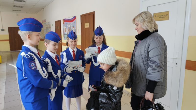 Рузские ЮИДовцы напомнили школьникам, как вести себя на дороге