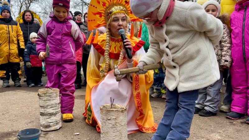 На Городке весело прошли Масленичные гуляния