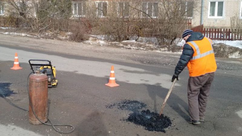 В Рузском округе ремонтируют дорожное полотно