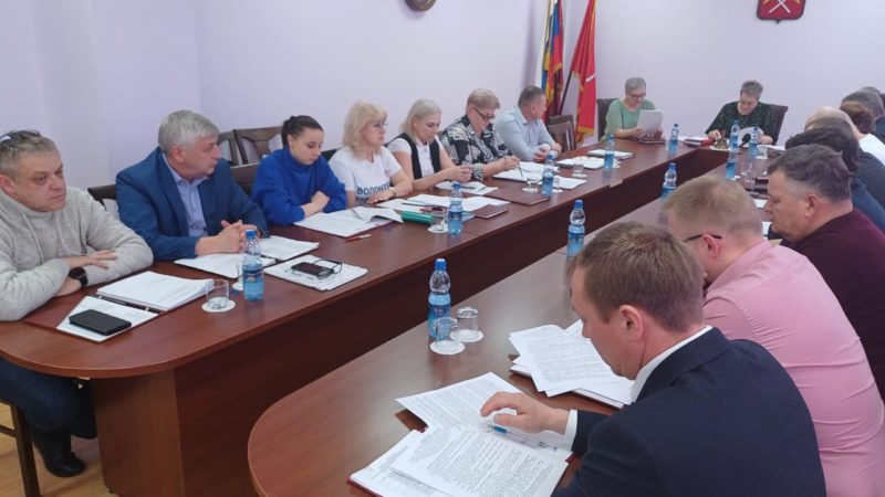 Председатель КСП выступила на Совете депутатов с отчетом о результатах проверки краеведческого музея