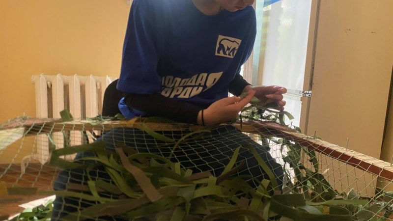 Как молодогвардейцы помогают бойцам СВО