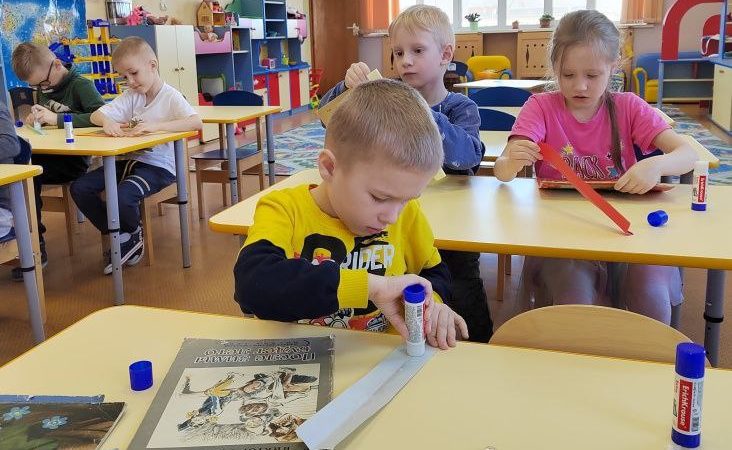 Маленькие читатели «подлечили» книжки Краснооктябрьской библиотеки