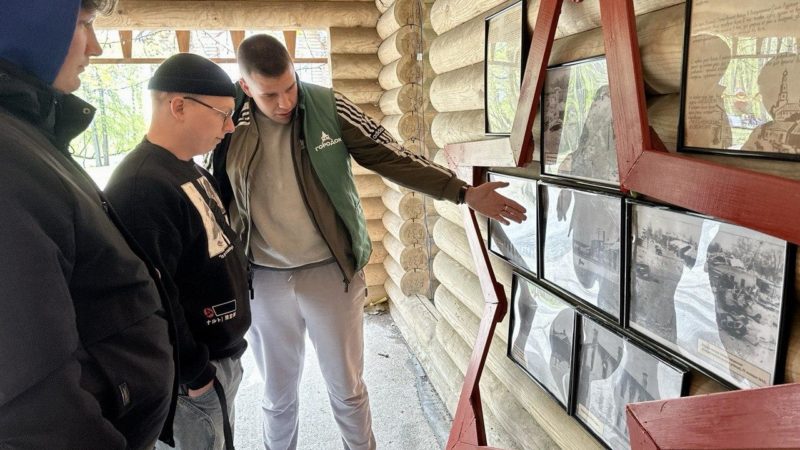 Ружане посетили фотовыставку