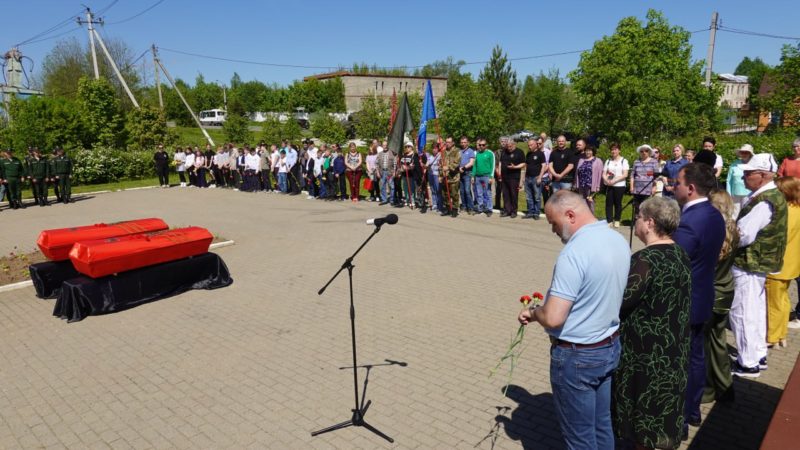 В Колюбакино перезахоронили останки бойцов Красной Армии