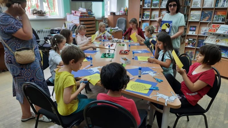 В Тучковской библиотеке состоялся мастер-класс «Северная сказка»