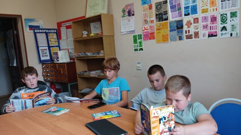 В Орешковской библиотеке провели обзор периодических изданий