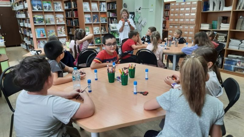 Для юных тучковцев – лесные прогулки не выходя из библиотеки