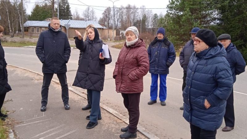 В Петрищево провели встречу с жителями