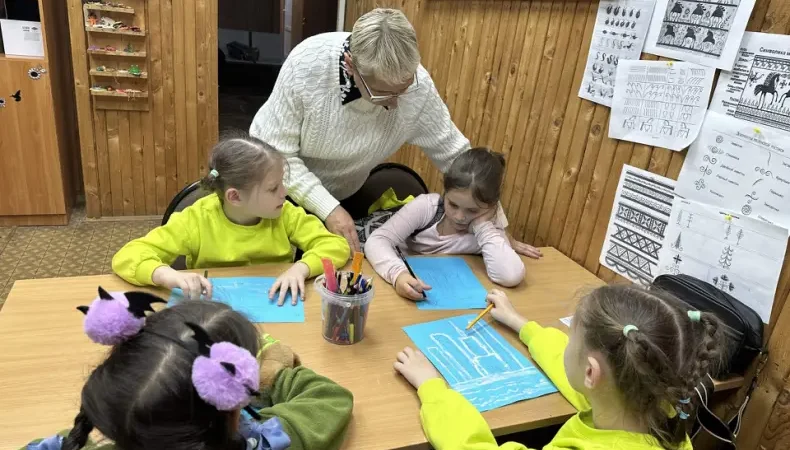 В Нововолково прошёл мастер-класс «Городской пейзаж»  